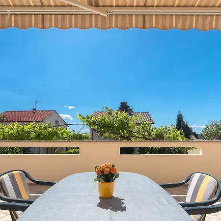 Nikola By Interhome Apartment Punat