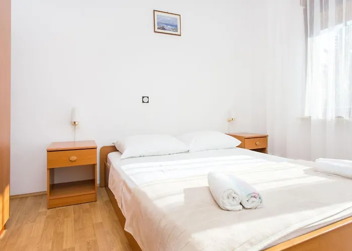 Apartamento Nikola By Interhome Punat