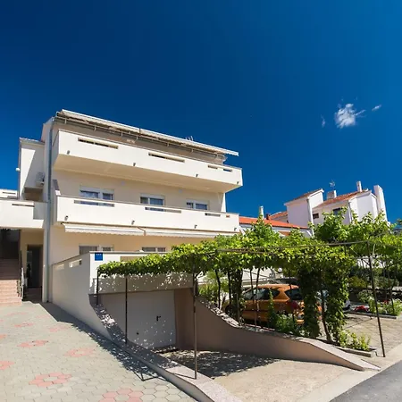 Nikola By Interhome Appartement *