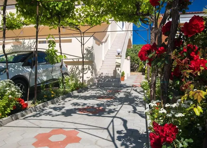 דירה Nikola By Interhome *