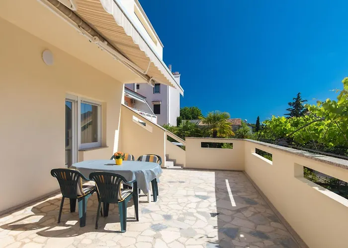 Nikola By Interhome Apartman Punat